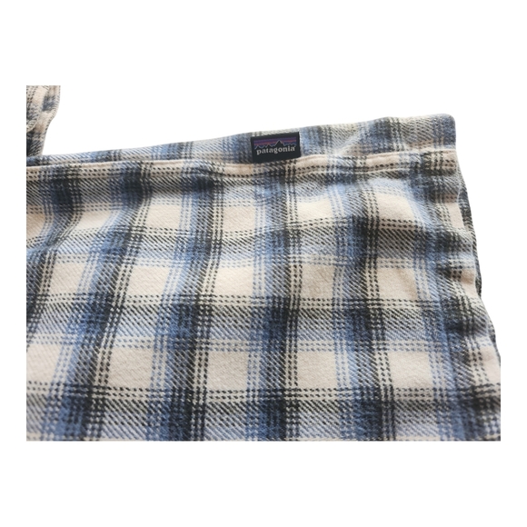 Patagonia Men's XL Blue & Cream Plaid Organic Cotton Shirt – Button-Up, Outdoor - Picture 6 of 11